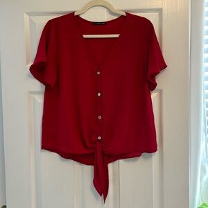 Short sleeved red top with buttons